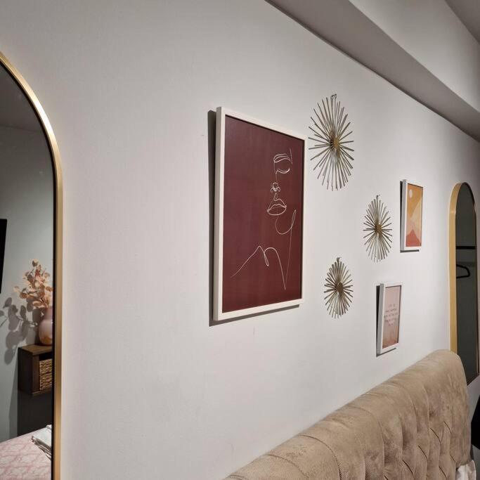 Stylish And Central Apt Near Acropolis - Avdi Square Atenas Exterior foto